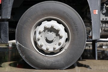 ����HOWO TX7-N ����� 12.5L LNG 480���� 6X4 �й�����12�� ǣ����ͼƬ