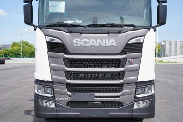 ˹��������500Rϵ�� ������ 12.7L���� 500���� 6X2R AMT�Զ���ǣ����ͼƬ