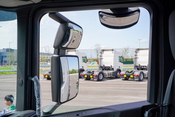 ˹��������500Rϵ�� ������ 12.7L���� 500���� 6X2R AMT�Զ���ǣ����ͼƬ