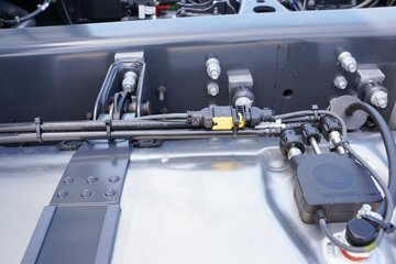 ˹��������500Rϵ�� ������ 12.7L���� 500���� 6X2R AMT�Զ���ǣ����ͼƬ