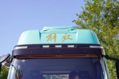 一汽解放J6G Pro领航版 7.8L柴油 380马力 4X2 万里扬10档 AMT自动档 高顶 6.75米栏板载货车 一汽解放J6G Pro领航版 7.8L柴油 380马力 4X2 万里扬10档 AMT自动档 高顶 6.75米栏板载货车