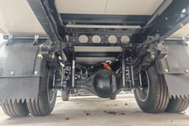 星智F5E&nbsp;电动冷藏车底盘图片