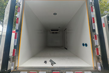 Զ�� ����F5E 2025�� ���˰� 4X2 3.82�׵��Ŵ��綯��س� ��о61.669kWhͼƬ