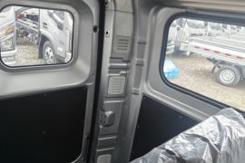 乐福&nbsp;电动封闭厢货货厢图片