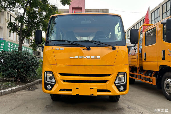 �������ж���������ȫ��˳���ػ������۴���ͣ�����0.6��