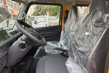 ���� ȫ��˳��խ�� ��׼�� 2.5L���� 136���� ������5�� 3.2��˫�������ῨͼƬ