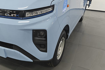 Զ�� ����V6E���ܰ� 2.3T 6�� 4.845�״��綯����;���ó�46.08kWhͼƬ