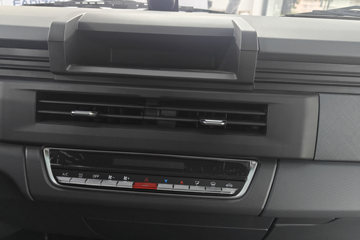 Զ�� ����V6E���ܰ� 2.3T 6�� 4.845�״��綯����;���ó�46.08kWhͼƬ