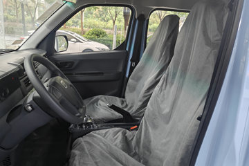 Զ�� ����V6E���ܰ� 2.3T 6�� 4.845�״��綯����;���ó�46.08kWhͼƬ