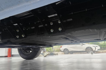 Զ�� ����V6E���ܰ� 2.3T 6�� 4.845�״��綯����;���ó�46.08kWhͼƬ