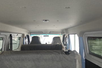 Զ�� ����V6E���ܰ� 2.3T 6�� 4.845�״��綯����;���ó�46.08kWhͼƬ