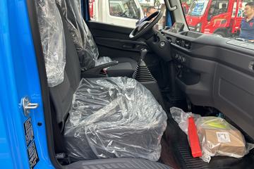 ����ȫ��˳�� ��׼�� 2.5L���� 136���� ������5�� 3.7�׵��������ῨͼƬ