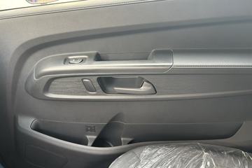 ����ȫ��˳�� ��׼�� 2.5L���� 136���� ������5�� 3.7�׵��������ῨͼƬ