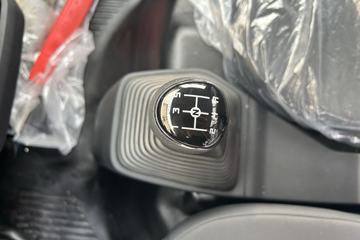 ����ȫ��˳�� ��׼�� 2.5L���� 136���� ������5�� 3.7�׵��������ῨͼƬ