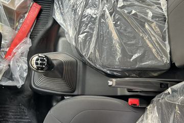 ����ȫ��˳�� ��׼�� 2.5L���� 136���� ������5�� 3.7�׵��������ῨͼƬ