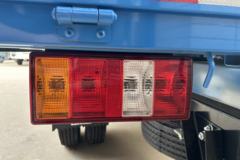 江铃全新顺达 标准款 2.5L柴油 136马力 万里扬5档 3.7米单排栏板轻卡