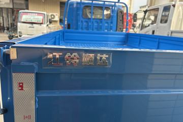 ����ȫ��˳�� ��׼�� 2.5L���� 136���� ������5�� 3.7�׵��������ῨͼƬ