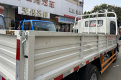 江铃 凯威蓝鲸 150马力 4.1米单排栏板轻卡