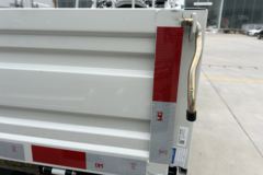 江淮 骏铃V3 金元宝 140马力 3.37米排半栏板轻卡