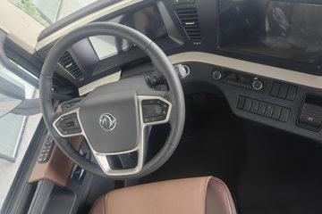 ���������콢KX ���߰� 14.5L LNG 630���� 6X4 ����12�� AMT�Զ��� ǣ����ͼƬ