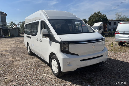 ��������V919 2025�� ���˲��ǻ��� 6�� ����߶����綯��� ����ʱ��88.02kWh