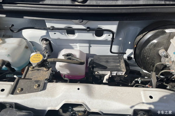 优惠0万 赣州市睿行EM60电动封闭厢货火热促销中