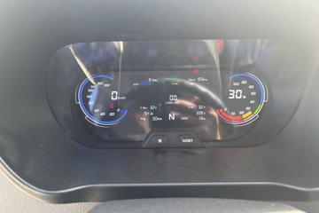 �������� ���EM60 2025�� ������ 5�� �Կ��Ŵ��綯��ջ��� �����߿�38.7kWhͼƬ