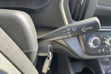 �������� ���EM60 2025�� ������ 5�� �Կ��Ŵ��綯��ջ��� �����߿�38.7kWhͼƬ