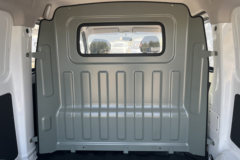 长安凯程 睿行EM60 2025款 舒适型 5座 对开门纯电动封闭货车 国轩高科38.7kWh