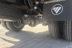 福田祥菱M2 Plus 2L汽油 144马力 东安5档 3.8米排半栏板微卡