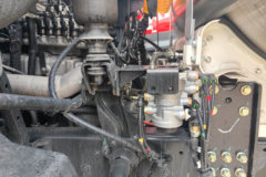 东风天龙KL 12.9L LNG 480马力 6X4 法士特12档 牵引车 东风天龙KL 12.9L LNG 480马力 6X4 法士特12档 牵引车