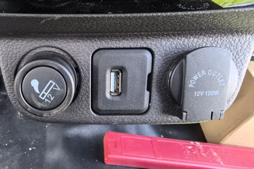 ���� ����M1 ������ 1.6L 105���� CNG 3.3�׵�������΢��ͼƬ