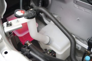 ������Խ ����EV �콢�� Һɲ 3.8�׵��Ŵ��綯����΢�� ����ʱ��55.64kWhͼƬ