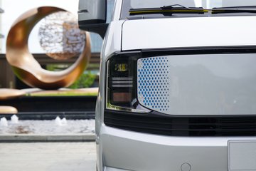 ������Խ ����EV �콢�� Һɲ 3.8�׵��Ŵ��綯����΢�� ����ʱ��55.64kWhͼƬ