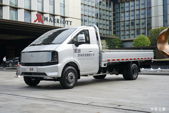 ������Խ ����EV ������ Һɲ 3.795�׵��Ŵ��綯����΢�� ��γ55.06kWh