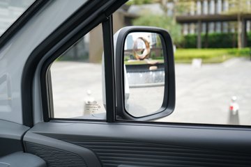 ������Խ ����EV �콢�� Һɲ 3.8�׵��Ŵ��綯����΢�� ����ʱ��55.64kWhͼƬ