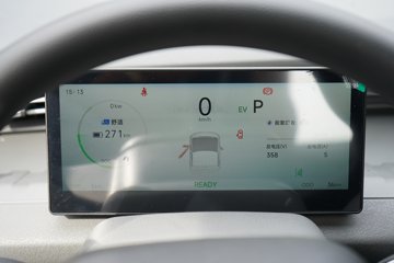 ������Խ ����EV �콢�� Һɲ 3.8�׵��Ŵ��綯����΢�� ����ʱ��55.64kWhͼƬ