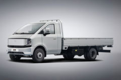 长安跨越 星塔 旗舰版 2L汽油 139马力 万里扬5档 液刹 3.8米单排栏板微卡