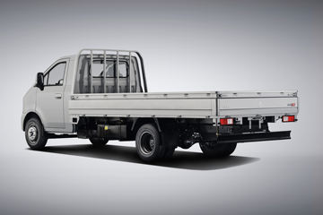 ������Խ ���� �콢�� 2L���� 139���� ������5�� Һɲ 3.8�׵�������΢��ͼƬ