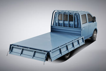 ������Խ ���� �콢�� 2L���� 139���� ������5�� Һɲ 3.05��˫������΢��ͼƬ