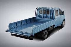 长安跨越 星塔 旗舰版 2L汽油 139马力 万里扬5档 液刹 3.05米双排栏板微卡