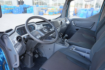 �ɵ�EW7 4.5T 4.15�׵��Ŵ��綯�����Ῠ131.98kWhͼƬ