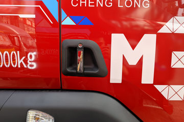 ������������M3V 4.3L���� 240���� 4X2 ��ʿ��8�� 5.2�������ػ���ͼƬ