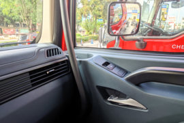 新乘龙M3&nbsp;载货车驾驶室                                               图片