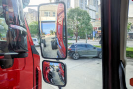 新乘龙M3&nbsp;载货车驾驶室                                               图片