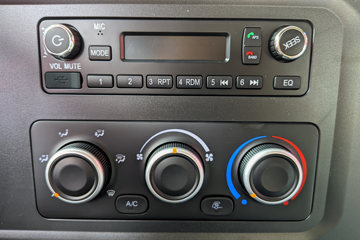 ������������M3V 4.3L���� 240���� 4X2 ��ʿ��8�� 5.2�������ػ���ͼƬ