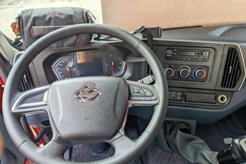 ������������M3V 4.3L���� 240���� 4X2 ��ʿ��8�� 5.2�������ػ���ͼƬ