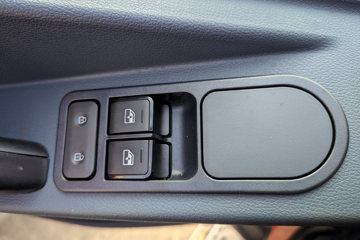 ������������M3V 4.3L���� 240���� 4X2 ��ʿ��8�� 5.2�������ػ���ͼƬ