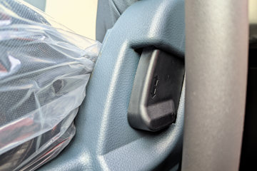 ������������M3V 4.3L���� 240���� 4X2 ��ʿ��8�� 5.2�������ػ���ͼƬ