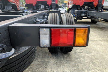 ������������M3V 4.3L���� 240���� 4X2 ��ʿ��8�� 5.2�������ػ���ͼƬ